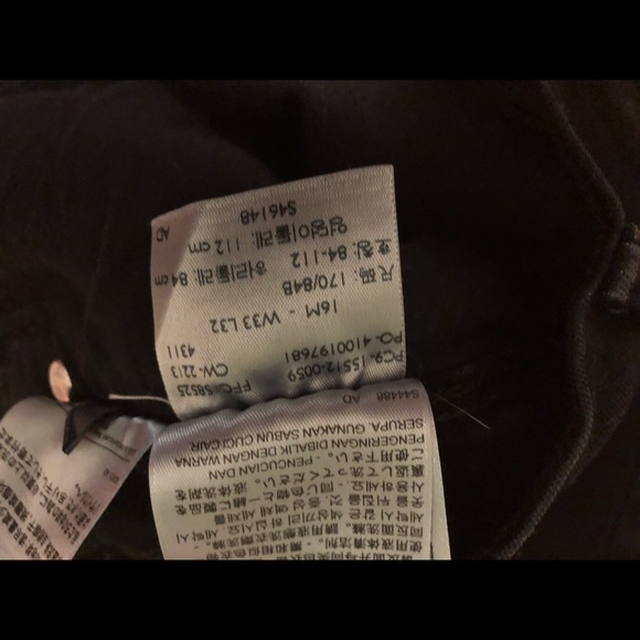 Jeans - Picture 2 of 3